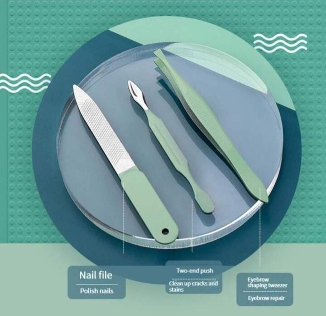 Manicure Set (16 pcs)